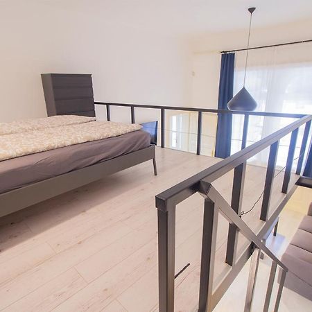 Industrial Double Loft Apartment ブダペスト エクステリア 写真