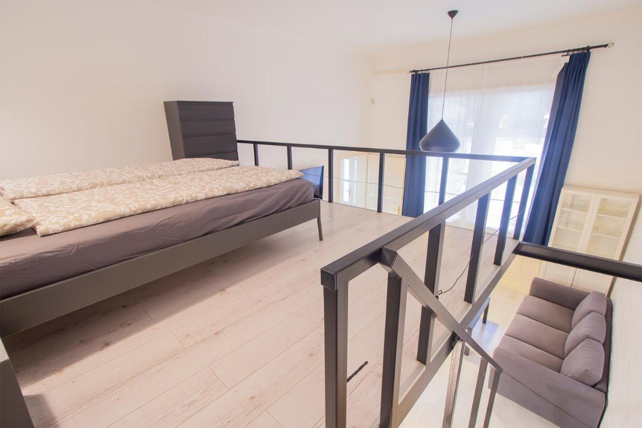Industrial Double Loft Apartment ブダペスト エクステリア 写真