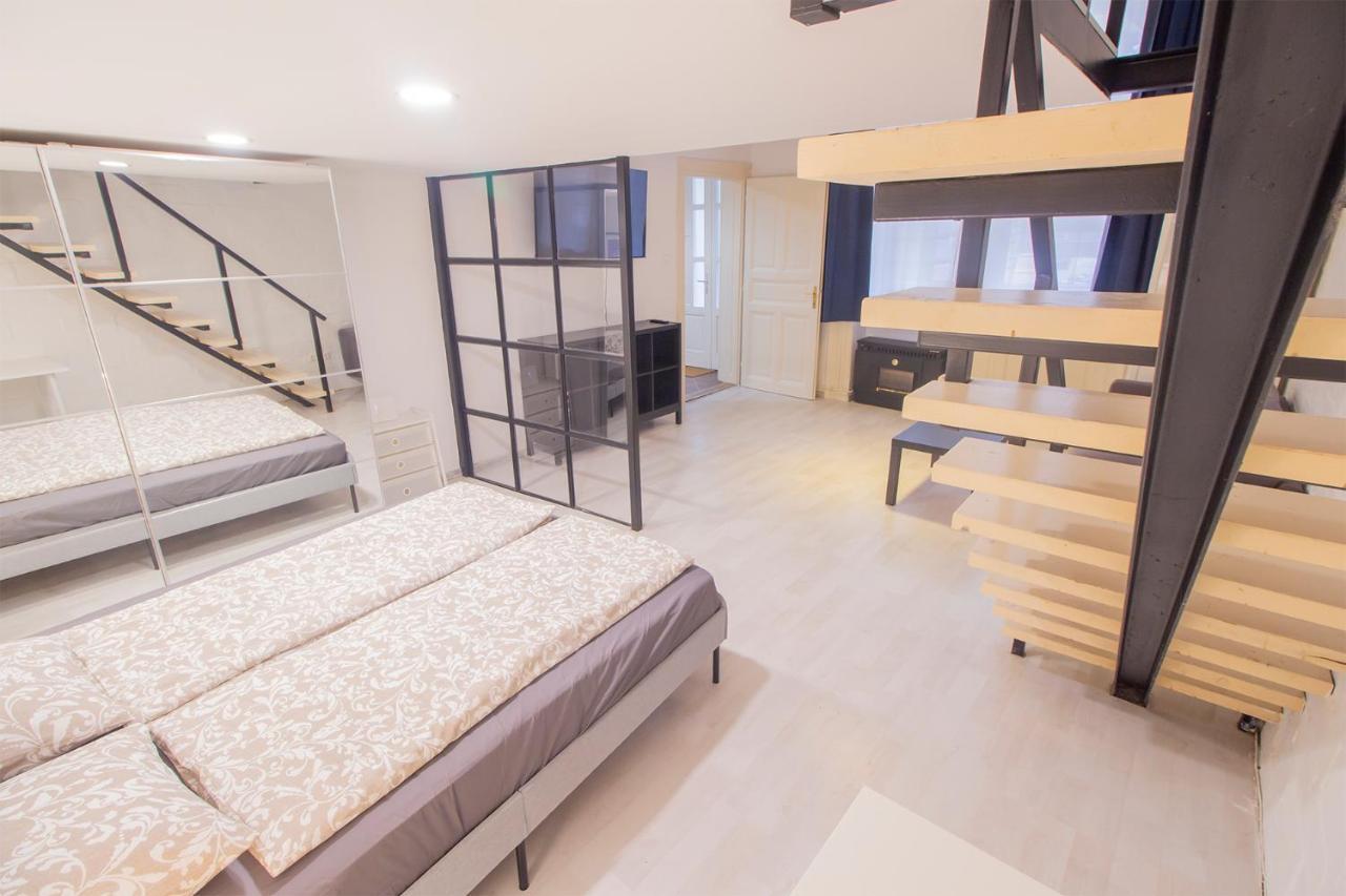Industrial Double Loft Apartment ブダペスト エクステリア 写真
